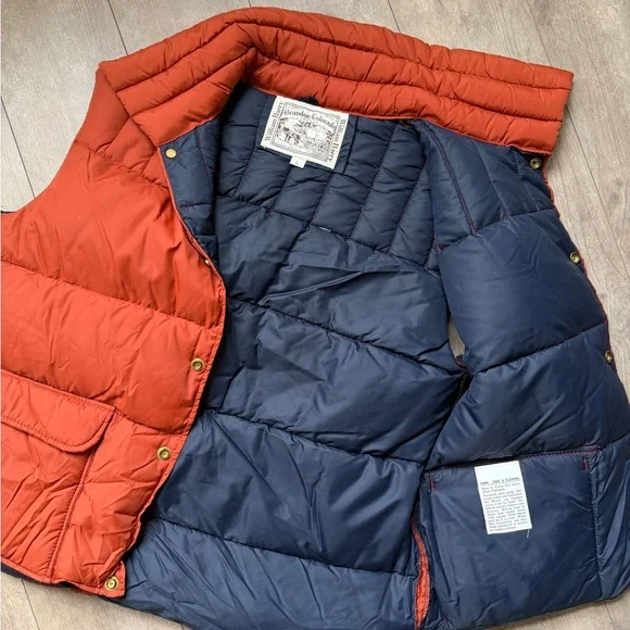 William Barry Rust Orange Quilted Puffer Vest with Navy Lining - Picture 2 of 8